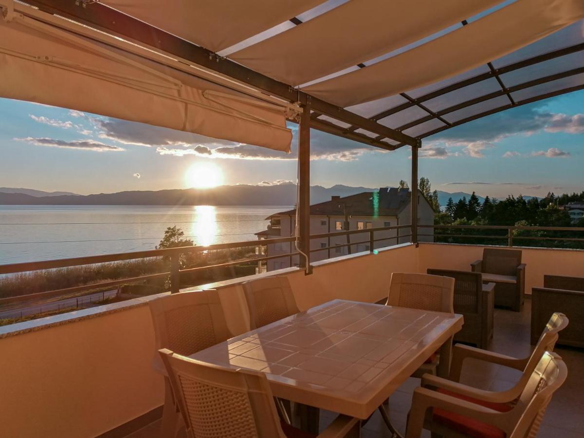 Apartment Ema Ohrid Esterno foto