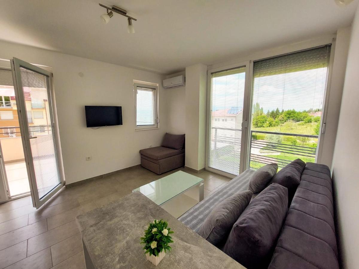 Apartment Ema Ohrid Esterno foto