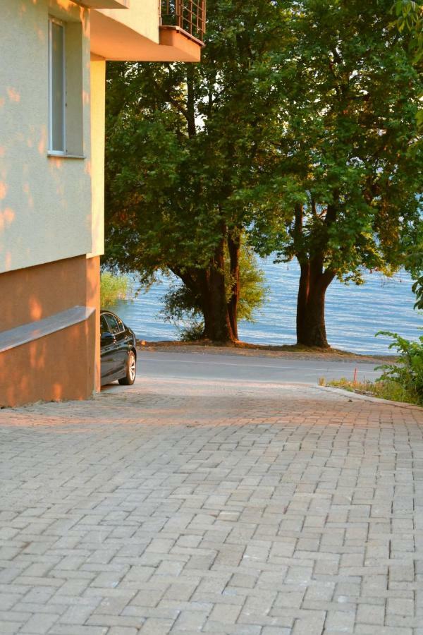 Apartment Ema Ohrid Esterno foto